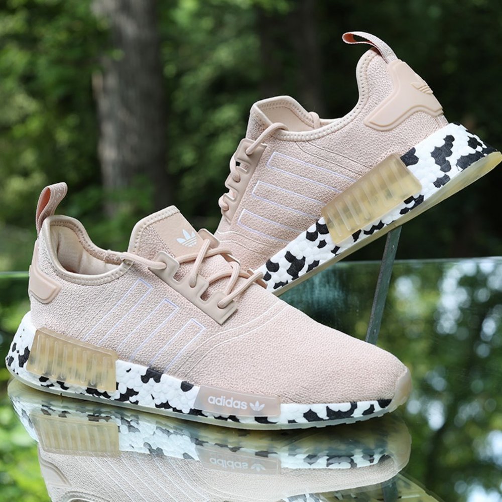 Adidas NMD R1 Halo Blush Spotted